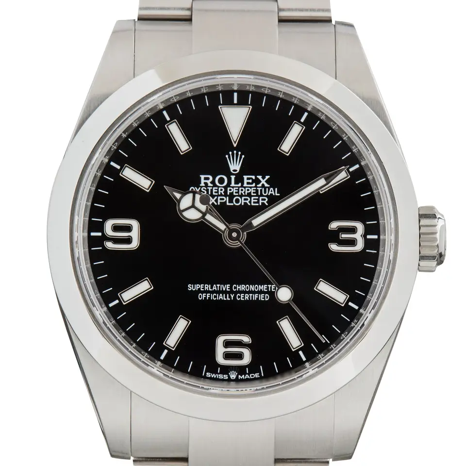 Rolex Explorer 224270 with a black dial with 3, 6 and 9 numerals and a smooth steel bezel, a pre-owned example, studio close-up of the case